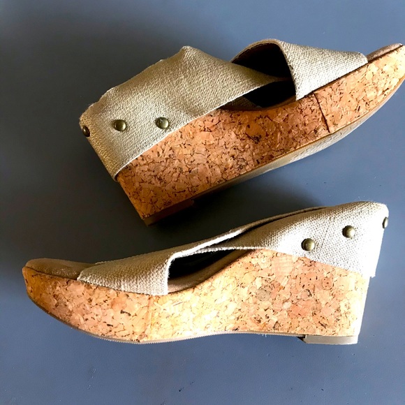 ⚡️Nice trendy Low platforms ⚡️ - Picture 1 of 6